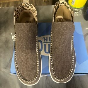 Hey dudes Denny size 12 women